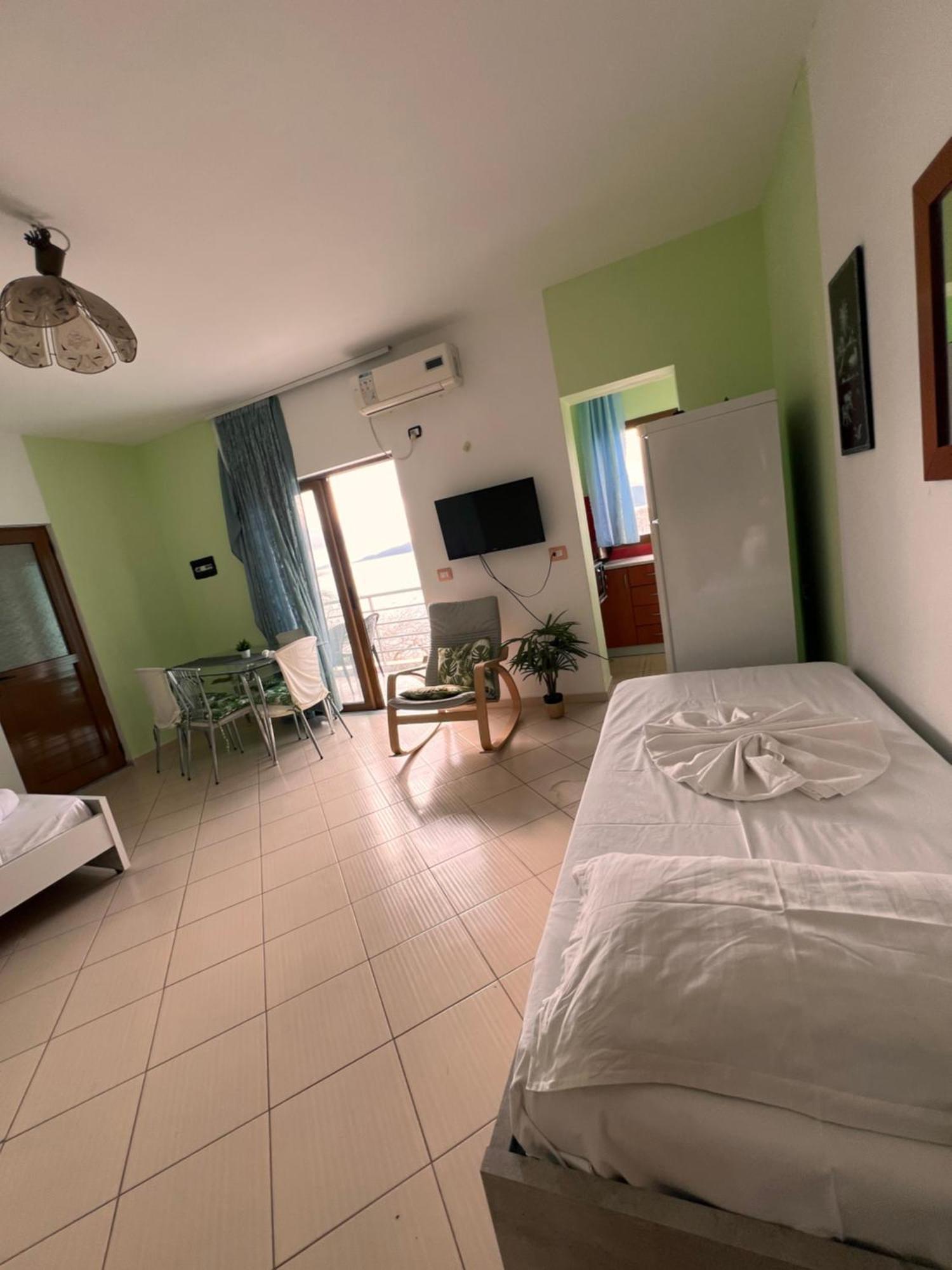 Majki Beach Apartments Σαράντα Εξωτερικό φωτογραφία
