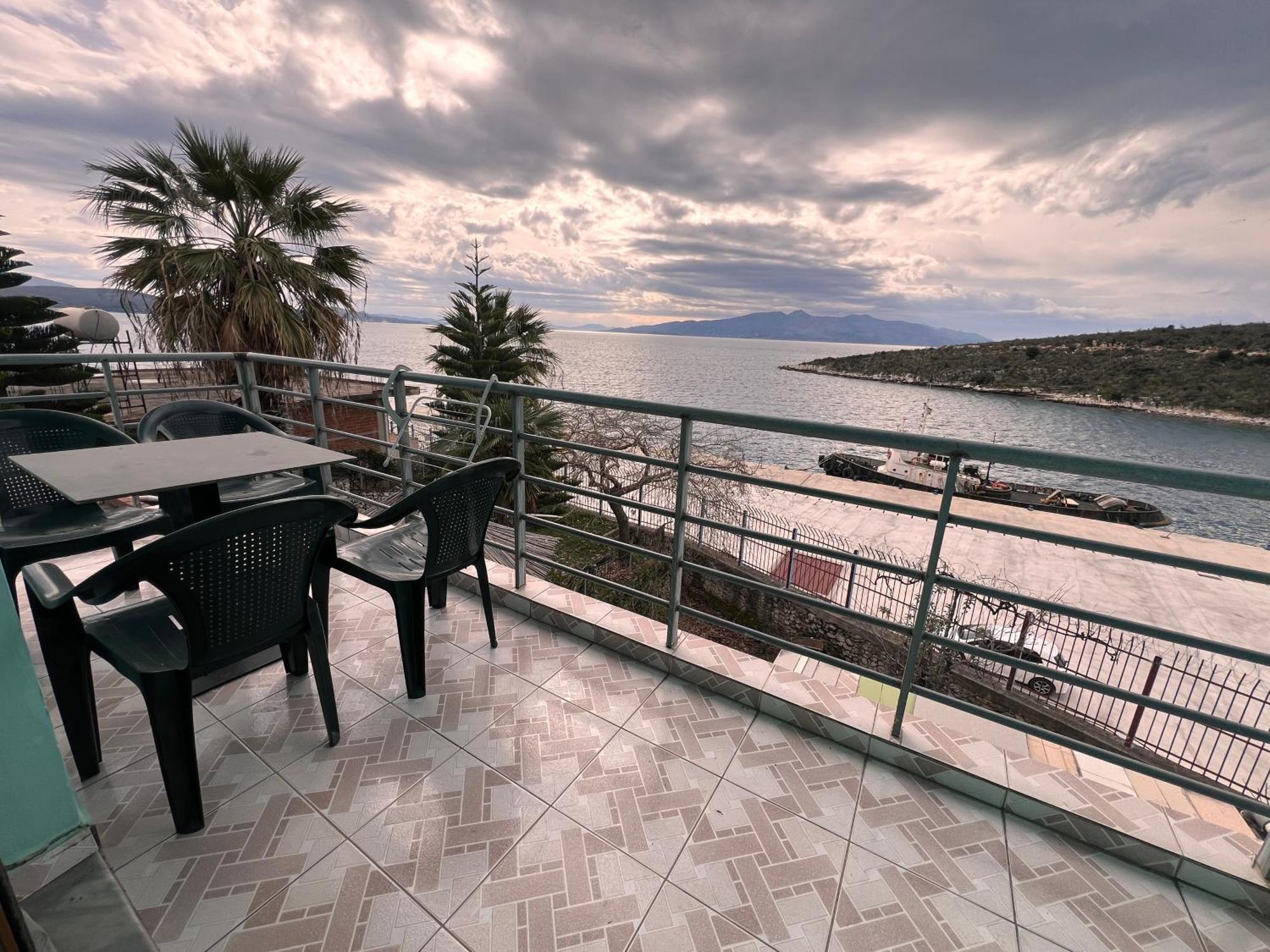 Majki Beach Apartments Σαράντα Εξωτερικό φωτογραφία
